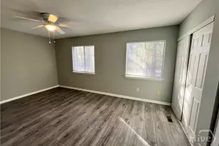 527 Tibet Ave, Savannah, GA 31406 - Photo 16