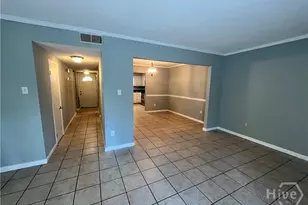 527 Tibet Ave, Savannah, GA 31406 - Photo 12