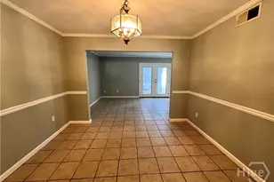 527 Tibet Ave, Savannah, GA 31406 - Photo 8