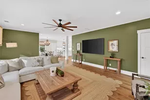 122 North St, Savannah, GA 31410 - Photo 8