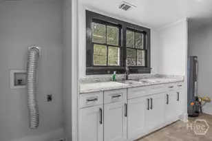 2221 Harden St, Savannah, GA 31415 - Photo 30