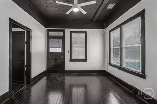 2221 Harden St, Savannah, GA 31415 - Photo 10