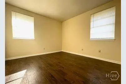 320 Chatham Villa Drive, Garden City, GA 31408 - Photo 16