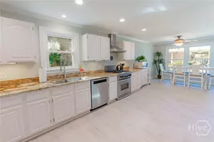 27 Falligant Ave, Savannah, GA 31410 - Photo 10
