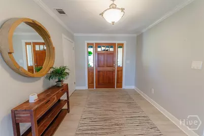 27 Falligant Avenue, Savannah, GA 31410 - Photo 8
