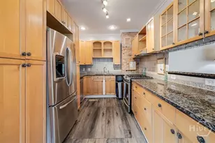 215 E 45th St, Savannah, GA 31405 - Photo 24