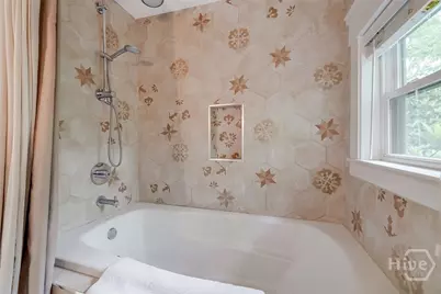 215 E 45th Street, Savannah, GA 31405 - Photo 36