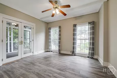 215 E 45th Street, Savannah, GA 31405 - Photo 22