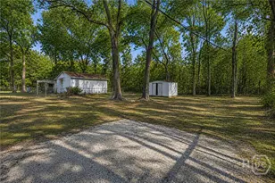 1710 E 59th St, Savannah, GA 31404 - Photo 12