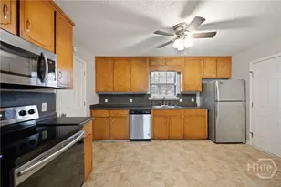 913 Churchfield Dr, Hinesville, GA 31313 - Photo 10