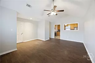 913 Churchfield Dr, Hinesville, GA 31313 - Photo 8