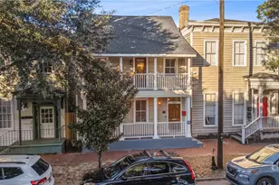 216 W Henry St, Savannah, GA 31401 - Photo 2