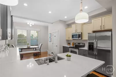 216 W Henry Street, Savannah, GA 31401 - Photo 8