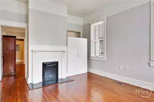 214 W Park Ave W, Savannah, GA 31401 - Photo 12