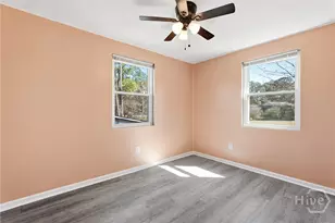 407 Willow Rd, Savannah, GA 31419 - Photo 16