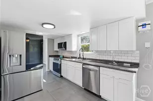 407 Willow Rd, Savannah, GA 31419 - Photo 10