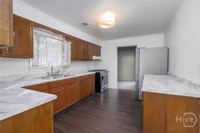 1901 Duval Street, Savannah, GA 31404 - Photo 8