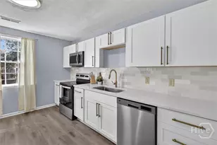 1923 Greenwood St, Savannah, GA 31404 - Photo 8