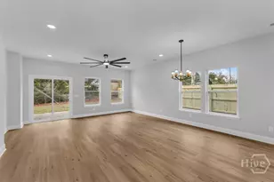 1207 E 71st St, Savannah, GA 31404 - Photo 4
