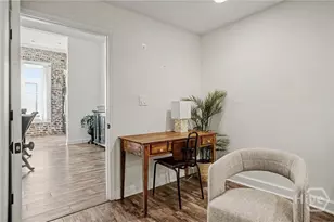 110 Barnard St, Savannah, GA 31401 - Photo 36