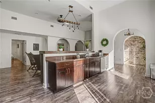 110 Barnard St, Savannah, GA 31401 - Photo 22