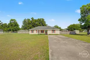 3597 SE Arnall Dr, Allenhurst, GA 31301 - Photo 2