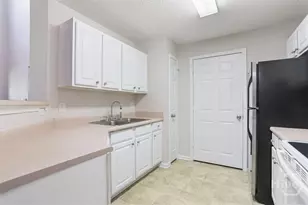 1304 Walden Park Dr, Savannah, GA 31410 - Photo 12