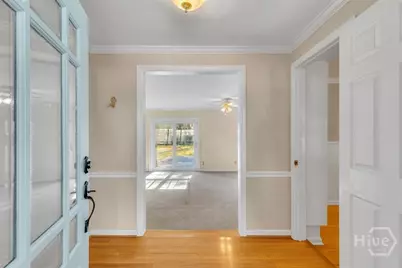311 Pickwick Road, Savannah, GA 31410 - Photo 4