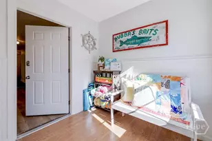 524 Nicoll St, Savannah, GA 31401 - Photo 6