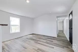 451 Schuman Dr, Bloomingdale, GA 31302 - Photo 6