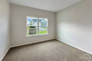 202 Pitchline Dr, Hinesville, GA 31313 - Photo 12