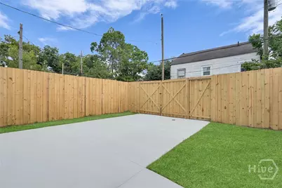 904 E 33rd Street, Savannah, GA 31401 - Photo 54