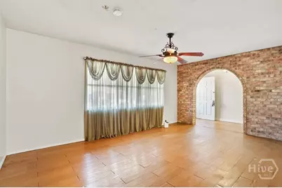 2223 N Fernwood Court, Savannah, GA 31404 - Photo 8