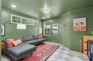 628 E 57th St, Savannah, GA 31405 - Photo 16