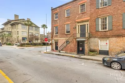 25 E York, Savannah, GA 31401 - Photo 2