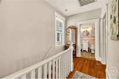 530 E 35th Street #B, Savannah, GA 31401 - Photo 4