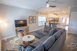 1320 E 40th St, Savannah, GA 31404 - Photo 4
