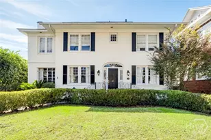 37 E 50th St, Savannah, GA 31405 - Photo 2