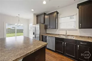 203 Lakepointe Dr, Savannah, GA 31407 - Photo 12