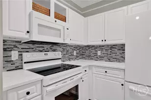 2516 Whitemarsh Way, Savannah, GA 31410 - Photo 18