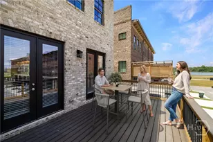 354 Eastern Wharf Ave, Savannah, GA 31401 - Photo 8