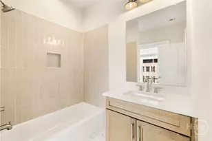 354 Eastern Wharf Ave, Savannah, GA 31401 - Photo 32