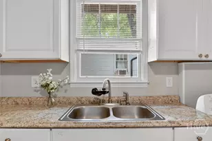 1920 Clemson St, Savannah, GA 31404 - Photo 8