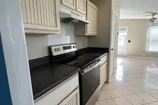 136 Burton Rd, Savannah, GA 31405 - Photo 8