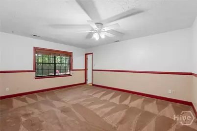 9 W Coquena Circle, Savannah, GA 31410 - Photo 12