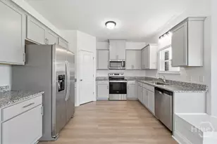 581 Abode Ave, Hinesville, GA 31313 - Photo 10