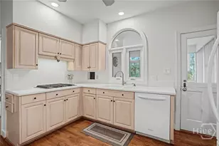5 Bishopwood Ct, Savannah, GA 31411 - Photo 16