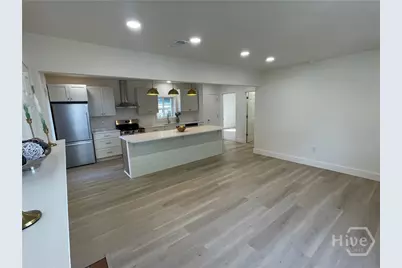 1510 E 49th Street, Savannah, GA 31404 - Photo 6