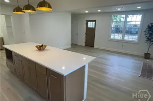 1510 E 49th St, Savannah, GA 31404 - Photo 4