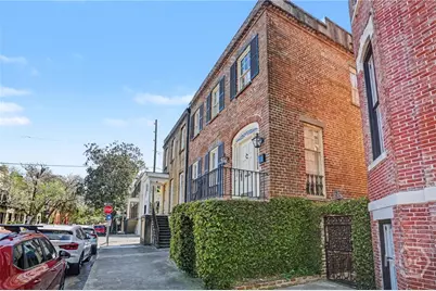 221 E Charlton Street, Savannah, GA 31401 - Photo 2